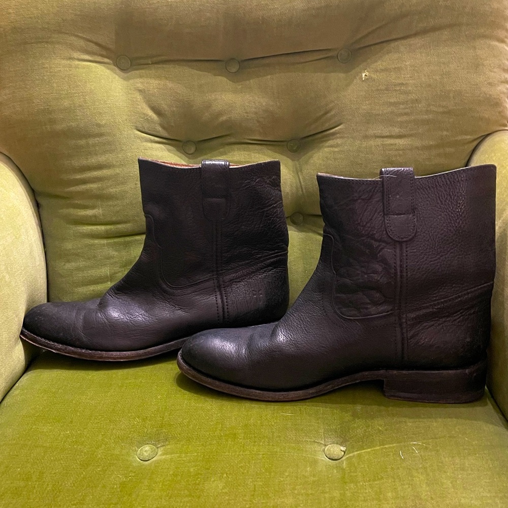 Frye Black Anna Shortie Boots Size 9.5